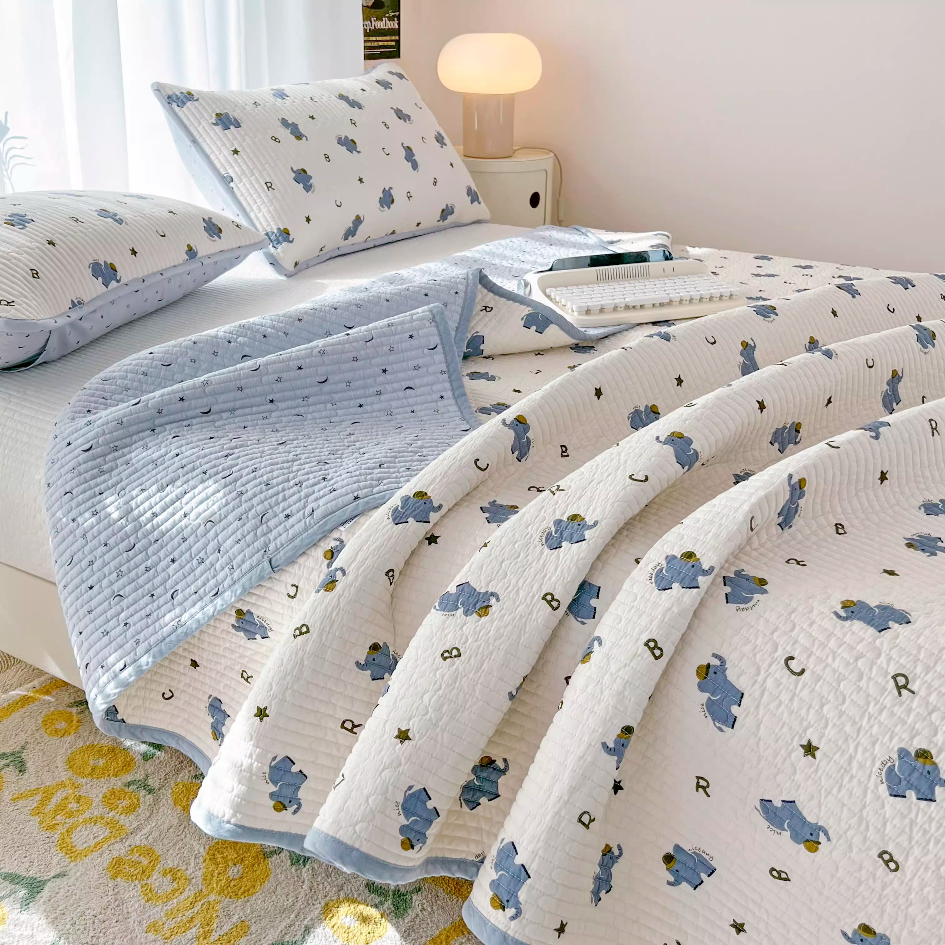 ชุดผ้าปูที่นอนขนาดคิงไซส์ 4 ชิ้น