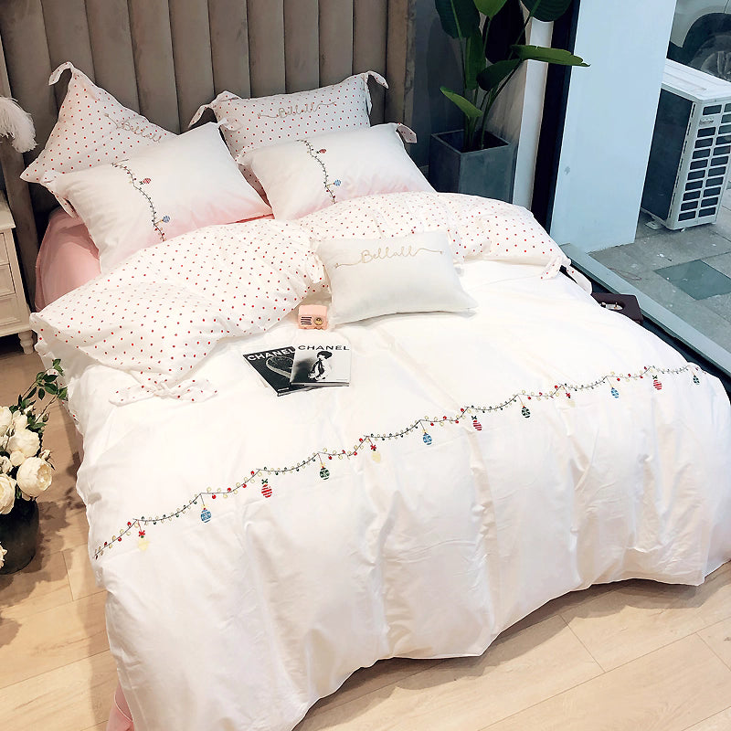 ชุดผ้าปูที่นอนขนาดคิงไซส์ 4 ชิ้น